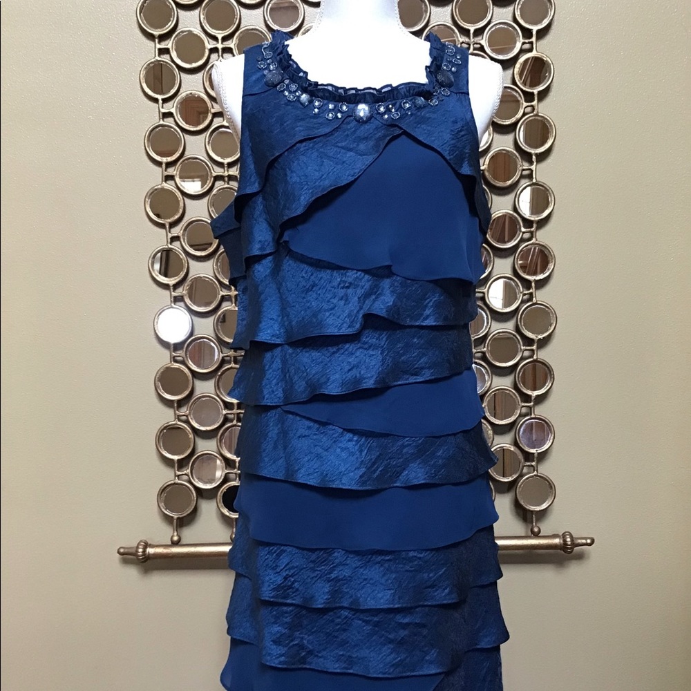 Beautiful S.L.Fashions sz. 16 cocktail dress!